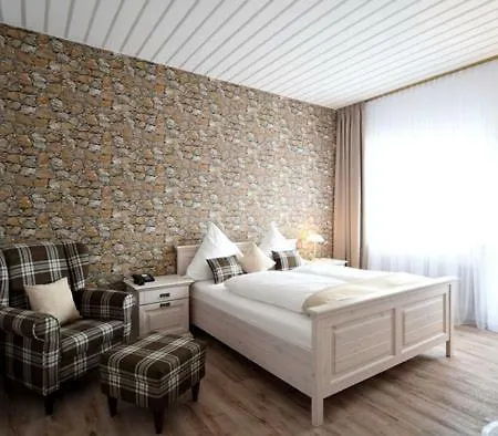 Hotel-restaurant Brathahnchenfarm ホテル Steinau an der Straße