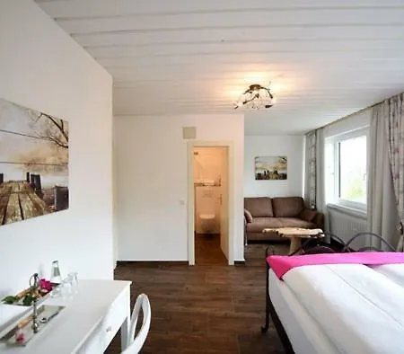 Hotel-restaurant Brathahnchenfarm Steinau an der Straße