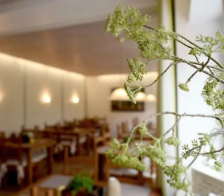 ホテル Hotel-restaurant Brathahnchenfarm *