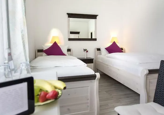 Szálloda Hotel-restaurant Brathahnchenfarm