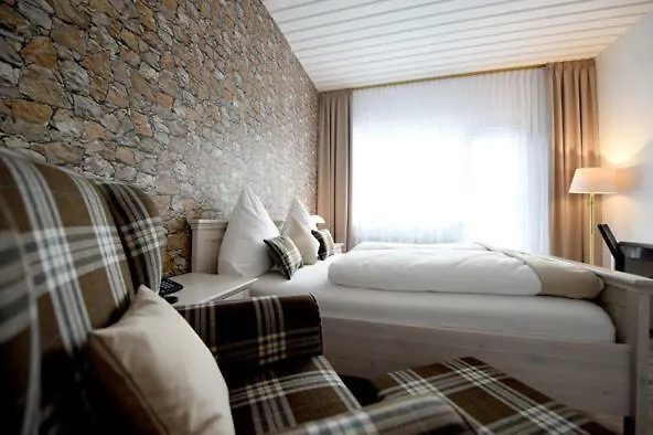 Hotel-restaurant Brathahnchenfarm Steinau an der Straße