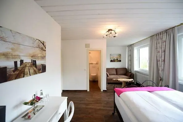 Hotel-restaurant Brathahnchenfarm Steinau an der Straße